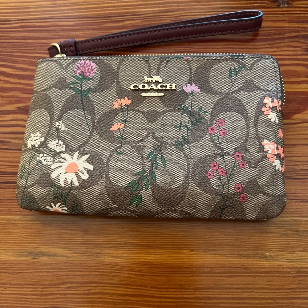 Coach Corner Zip Wristlet with Flower Print